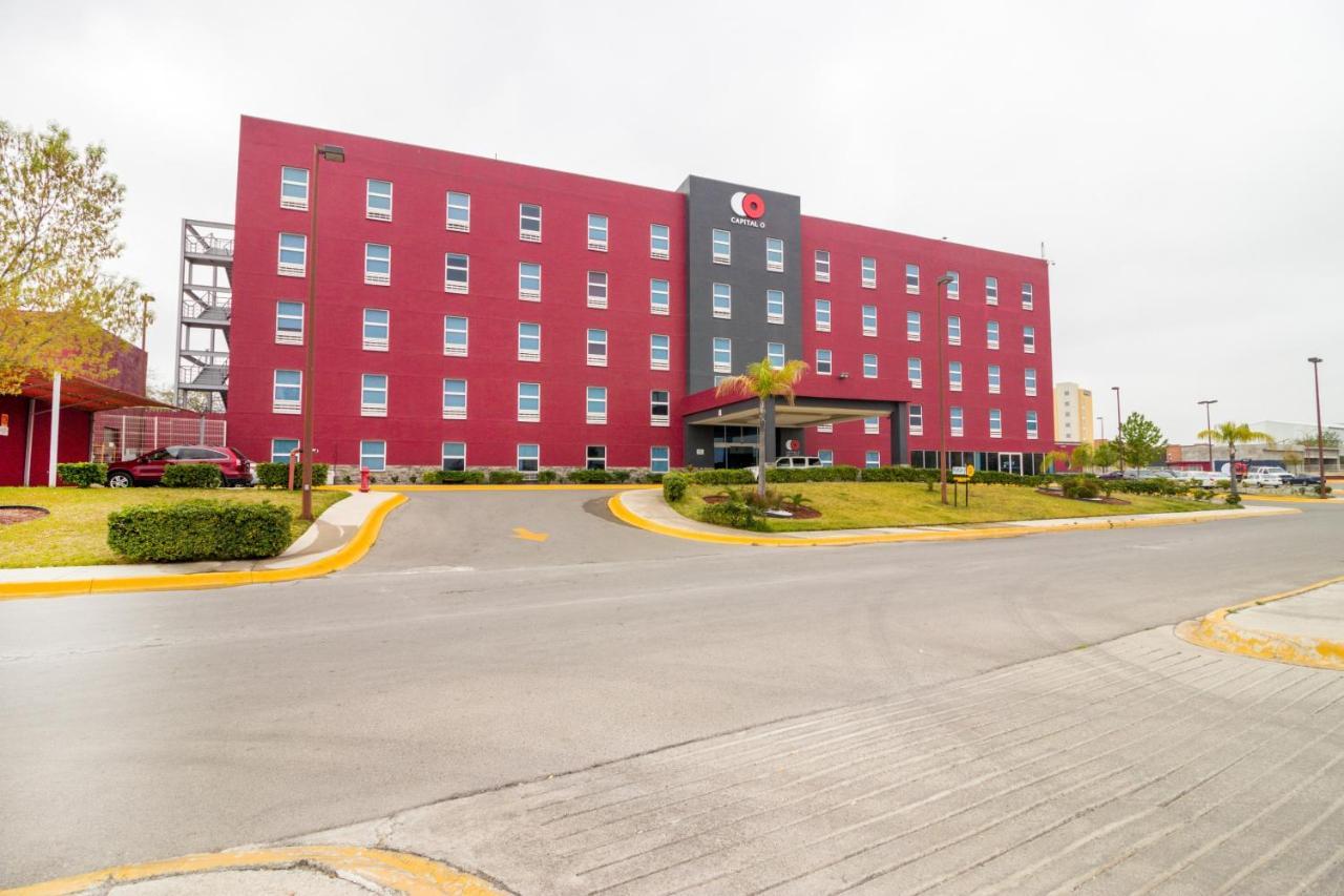 Capital O Hotel Herederos, Piedras Negras Exterior foto