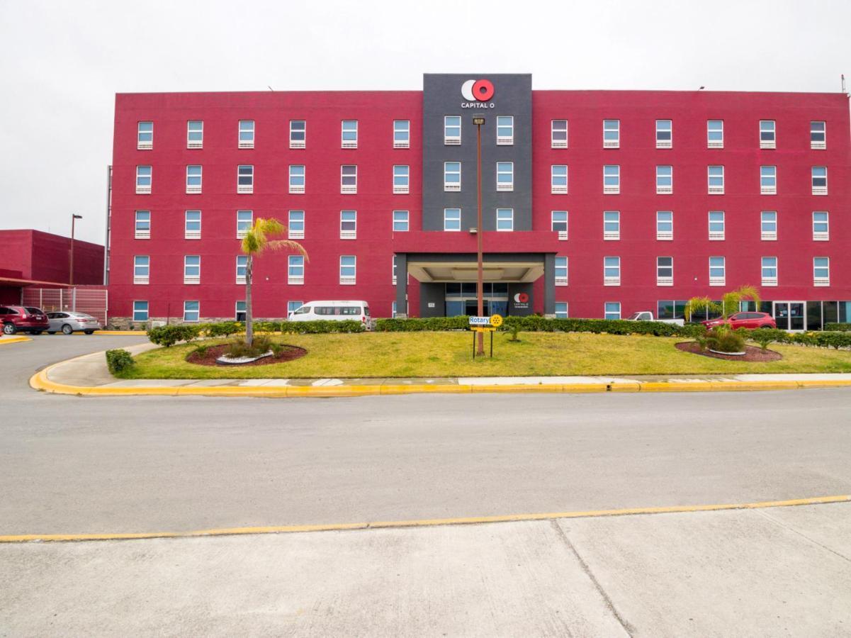 Capital O Hotel Herederos, Piedras Negras Exterior foto